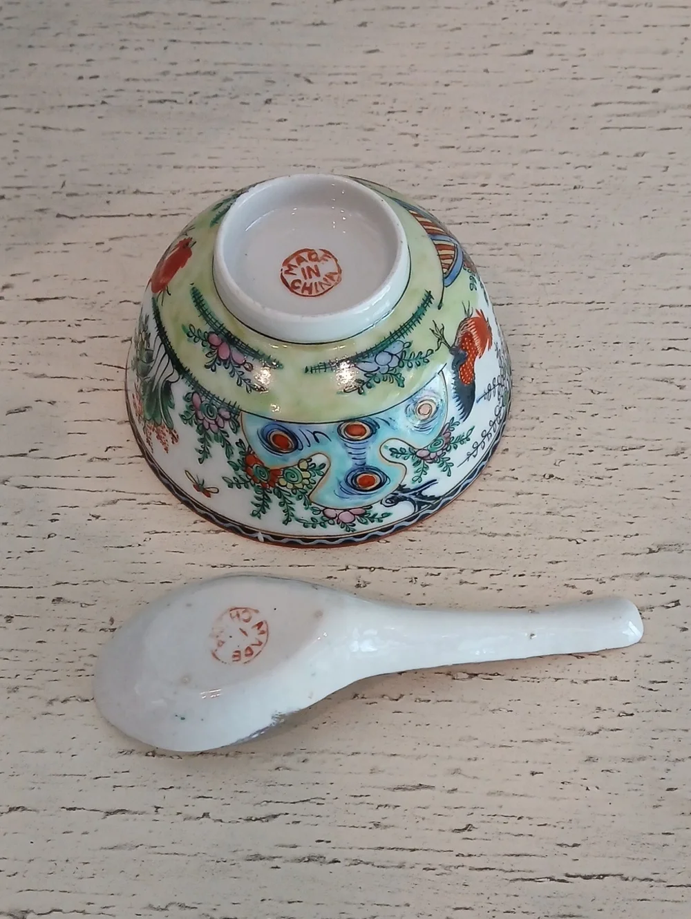 Chnese Famille Rose Porcelain Rice Bowl & Spoon Hand Painted Roosters Floral Des